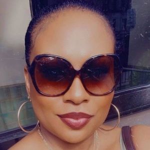 Meet your Posher, Tashie